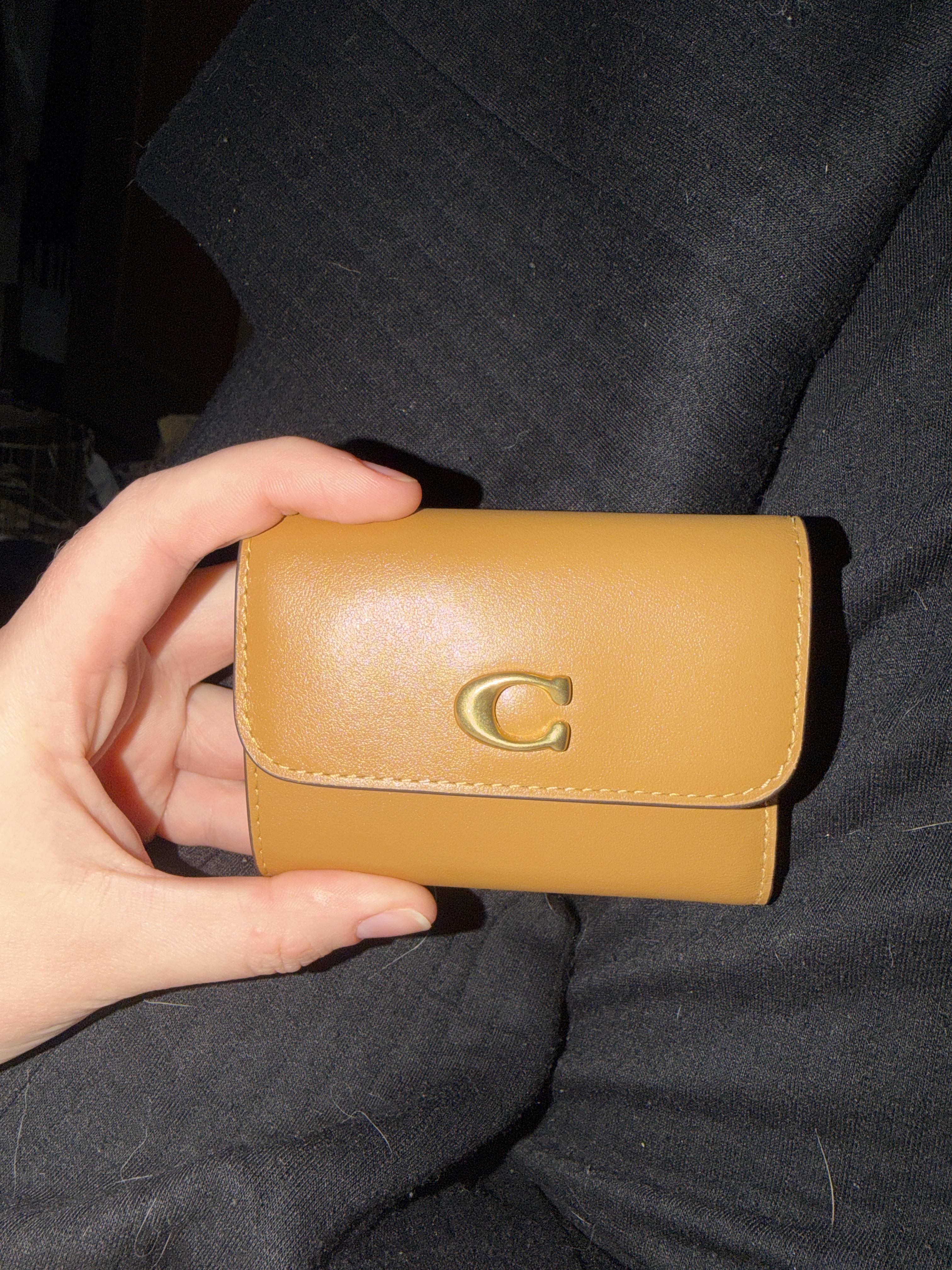 Essential Card Holder Wallet | Wallets | Coach | COACH®