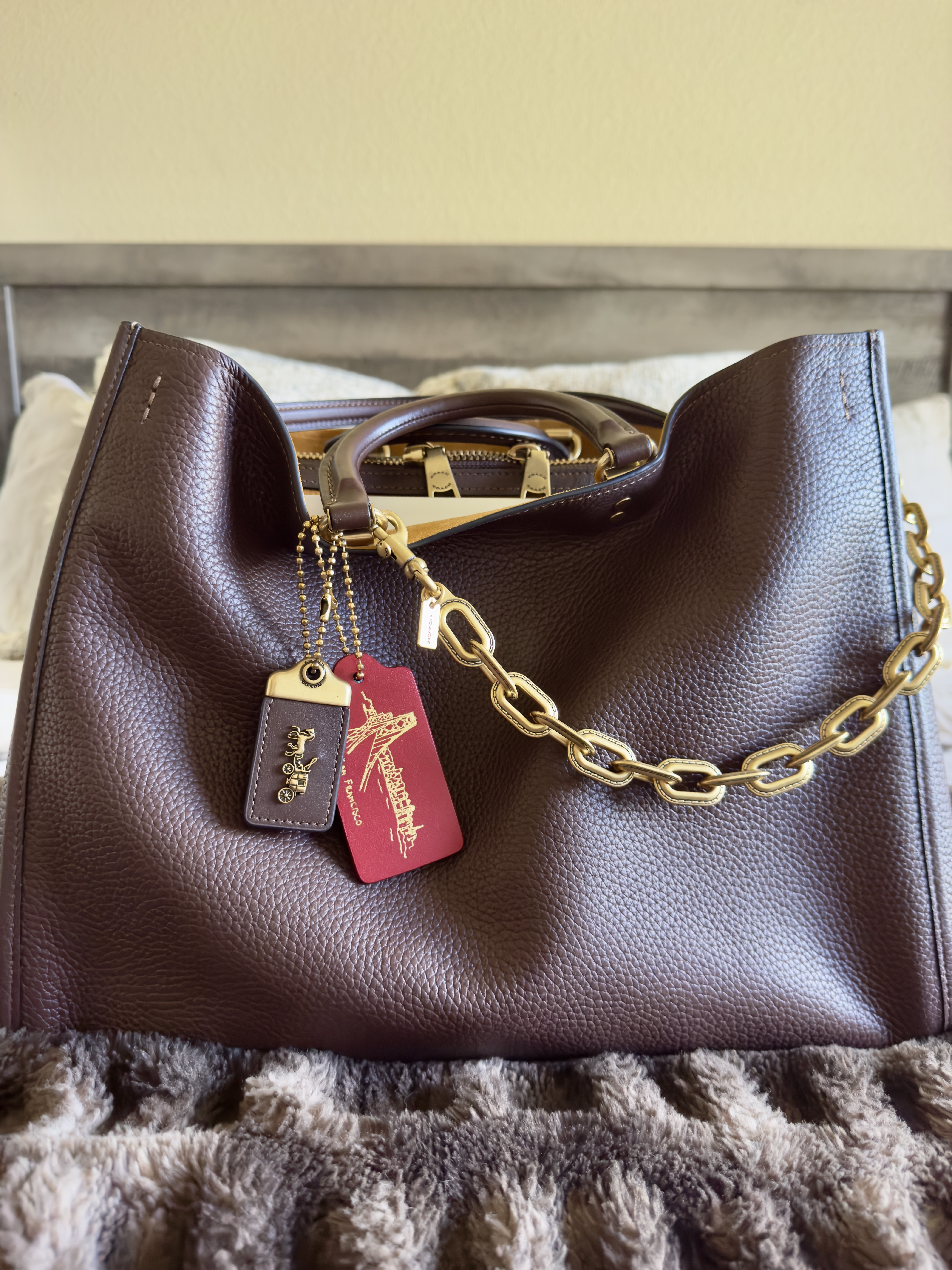 Rogue Bag 39 In Regenerative Leather | COACH®