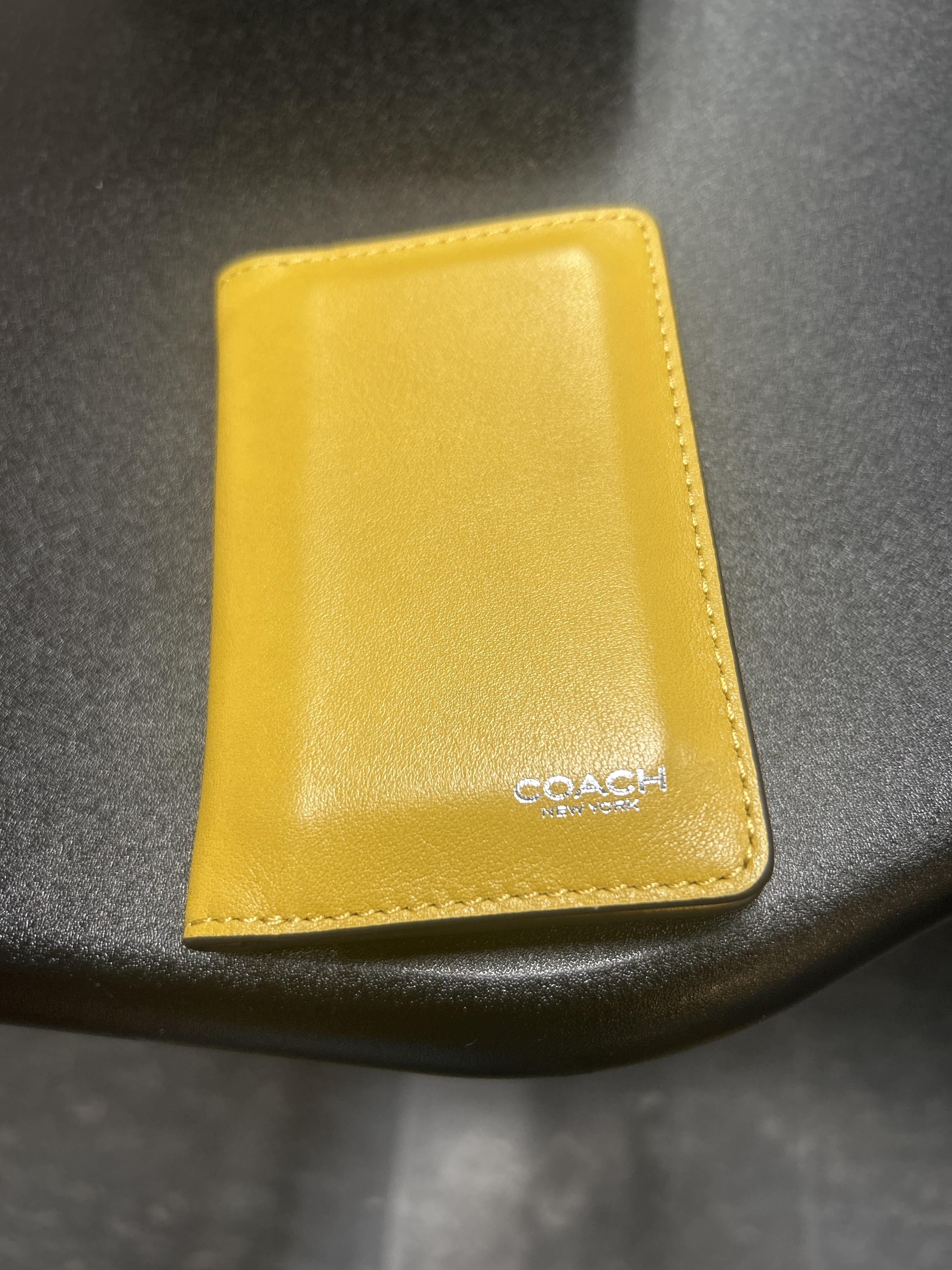 Card Wallet In Signature Canvas | COACH®