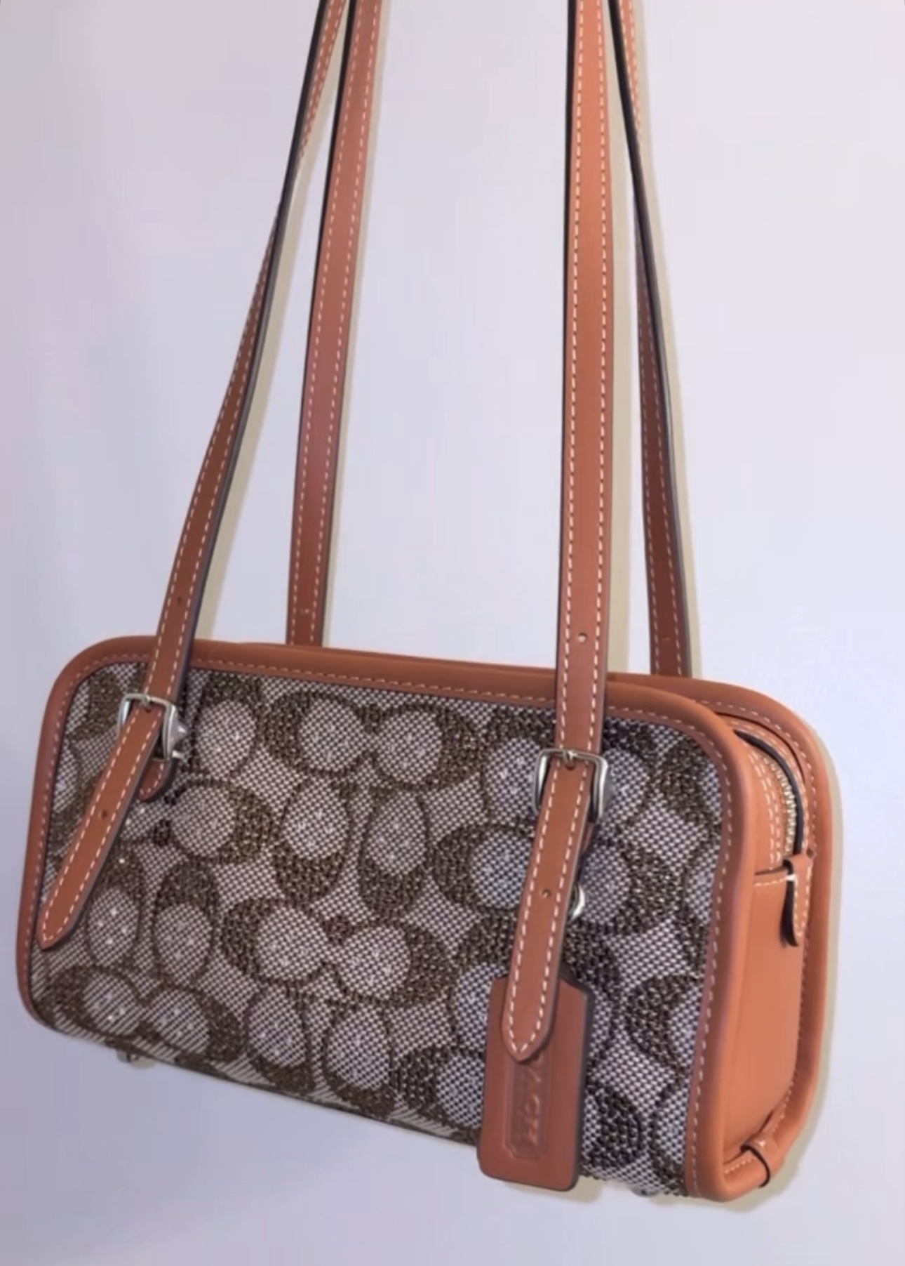 COACH® | Swing Zip Bag 20 In Crystal Signature Jacquard