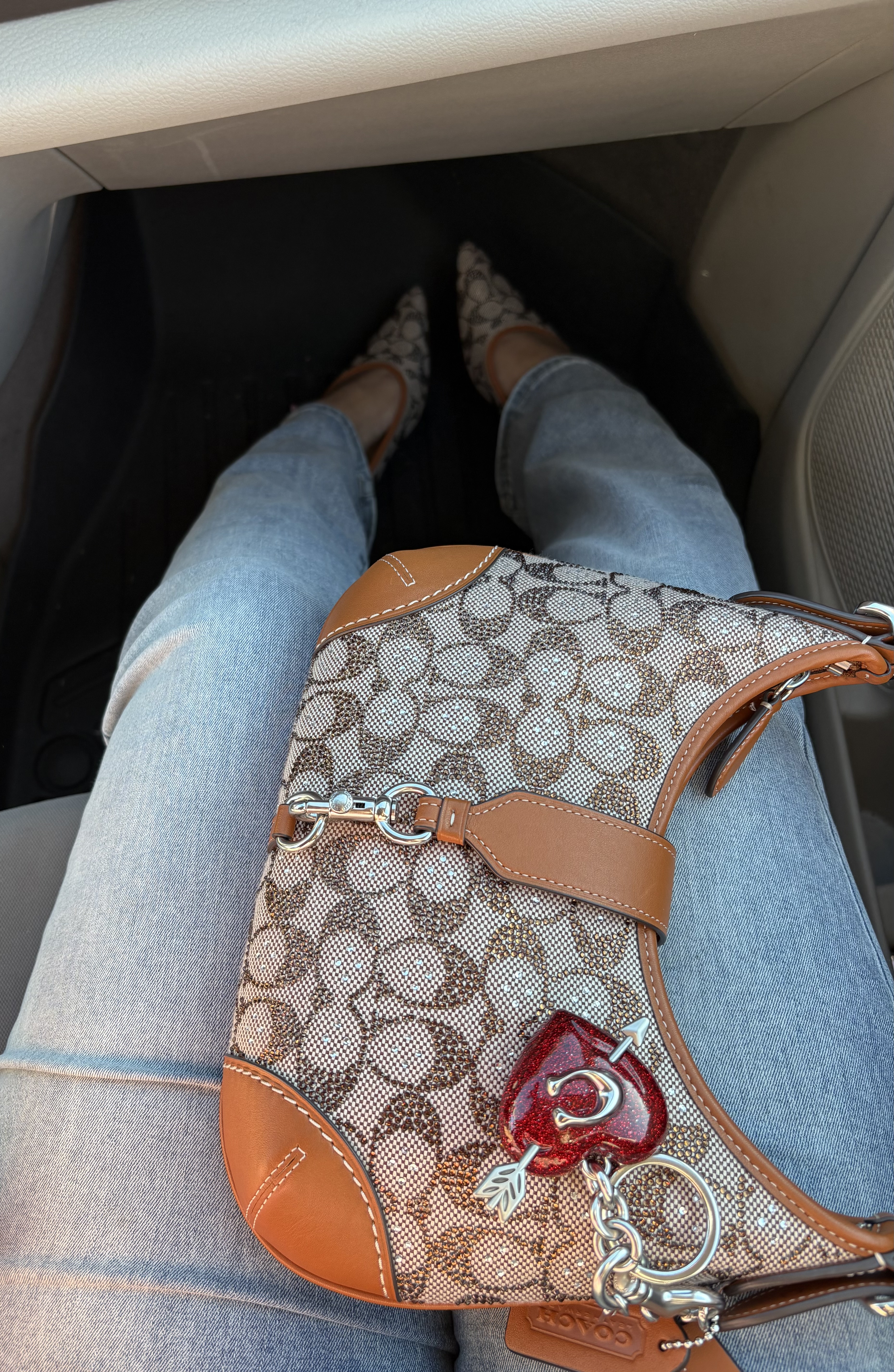 キーホルダー・キーリング coach Heart With Arrow Bag Charm COACH® | Heart With Arrow Bag Charm