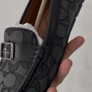 Mona Driver In Signature Jacquard | COACH®