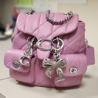 coach backpack tabby Women's with Quilting Maple One Size : Clothing, Shoes & Jewelry the compact style has convenient cargo front pockets detailed with our iconic turnlock closures and adjustable leather Tabby Quilted Denim Backpack