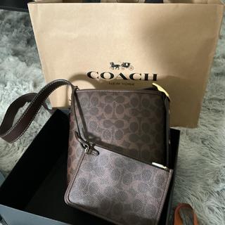 Bleecker Bucket Bag 21 | COACH®