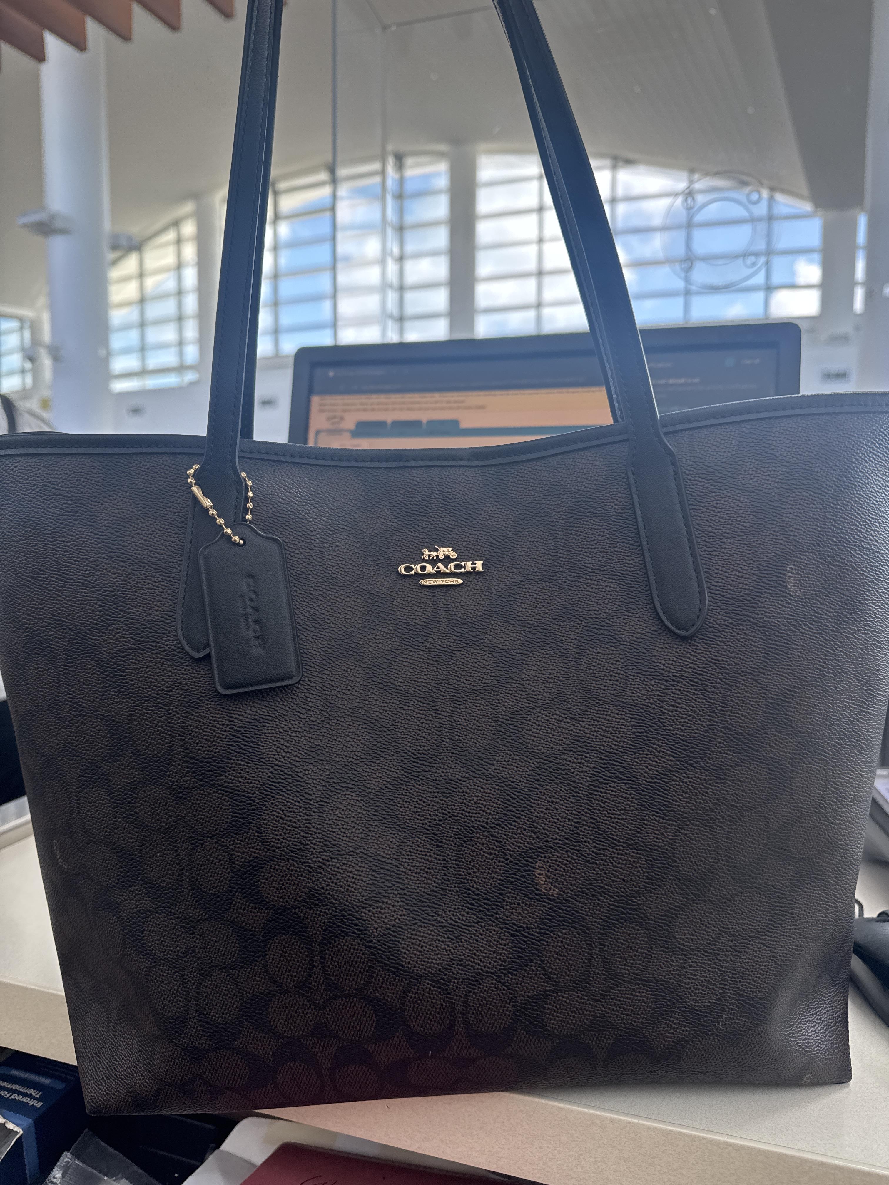 City Tote Bag In Signature Canvas | Bags | Coach | COACH®