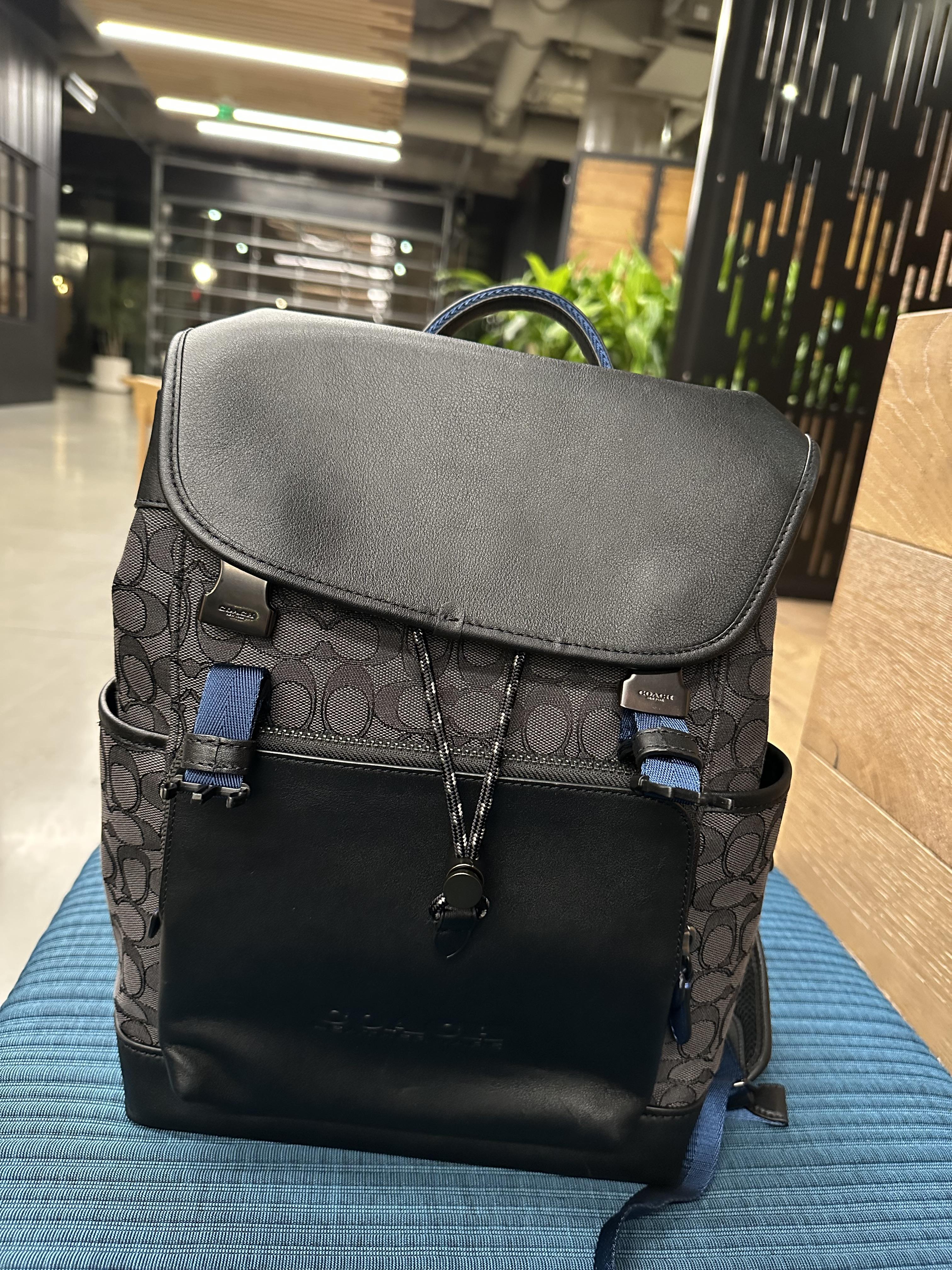 REW　COACH PLUS JK02 　ゴアテックス ブラック L Coach Corner Zip Wristlet With Rivets | Brixton Baker