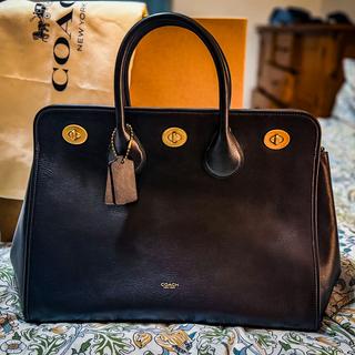 Buy Now Turnlock Tote Bag 40 | Bags | Coach | COACH®