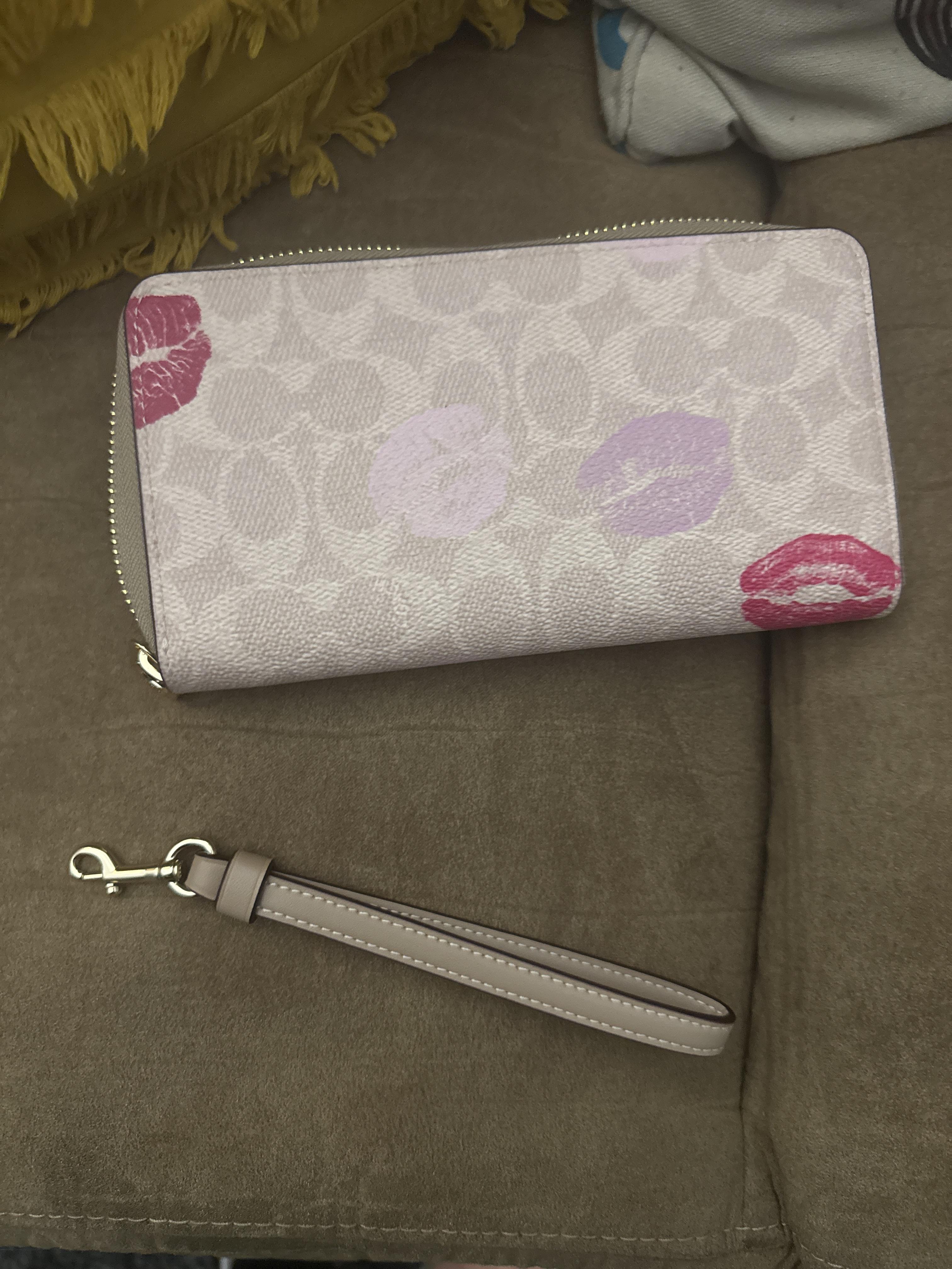 Long Zip Around Wallet | COACH®