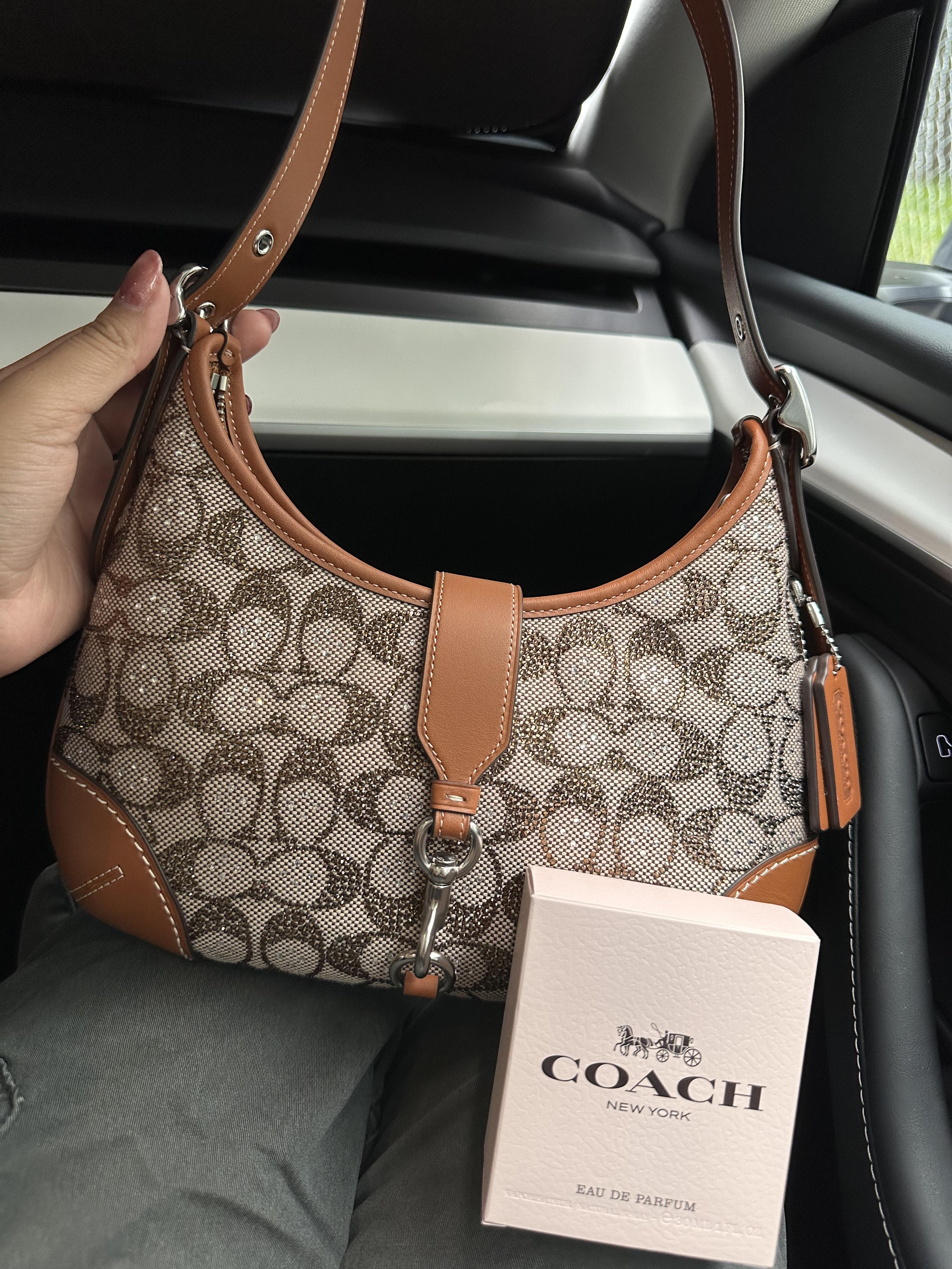 Hamptons Hobo Bag In Crystal Signature Jacquard | Bags | Coach