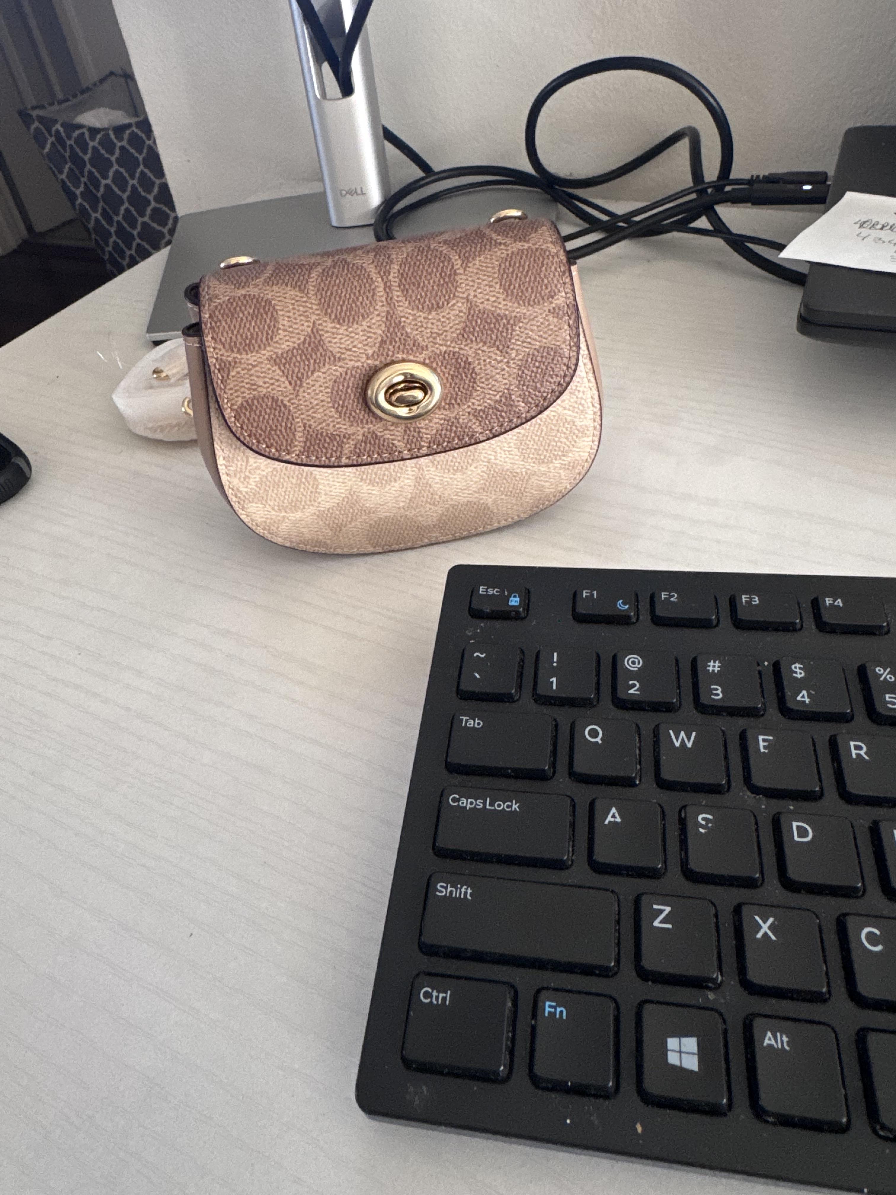 Turnlock Card Case | Accessories | Coach | COACH®