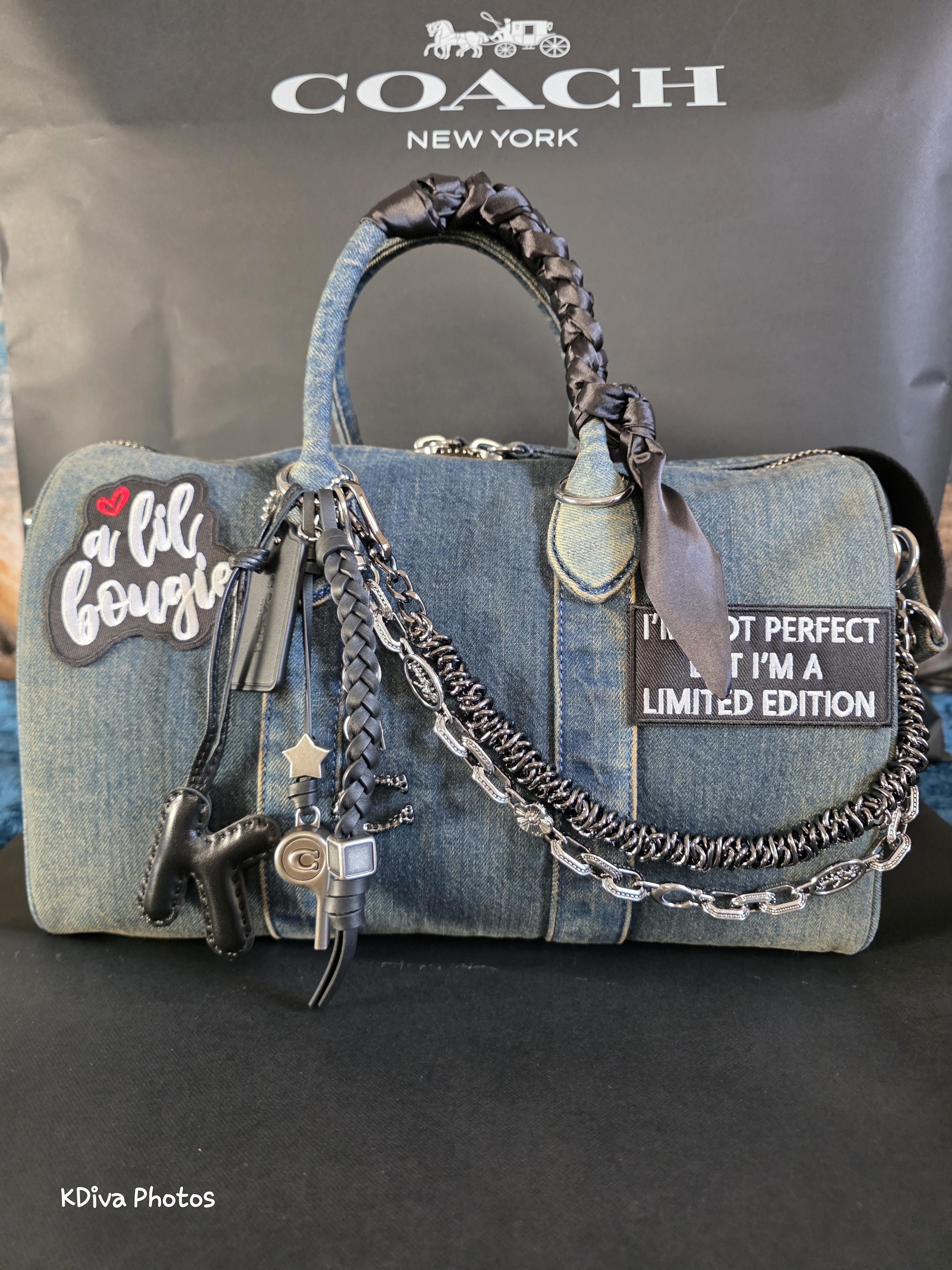 プルート（感謝）/8 Disney X Coach Compass Bag 35 With Pluto | Bags | Coach | COACH®