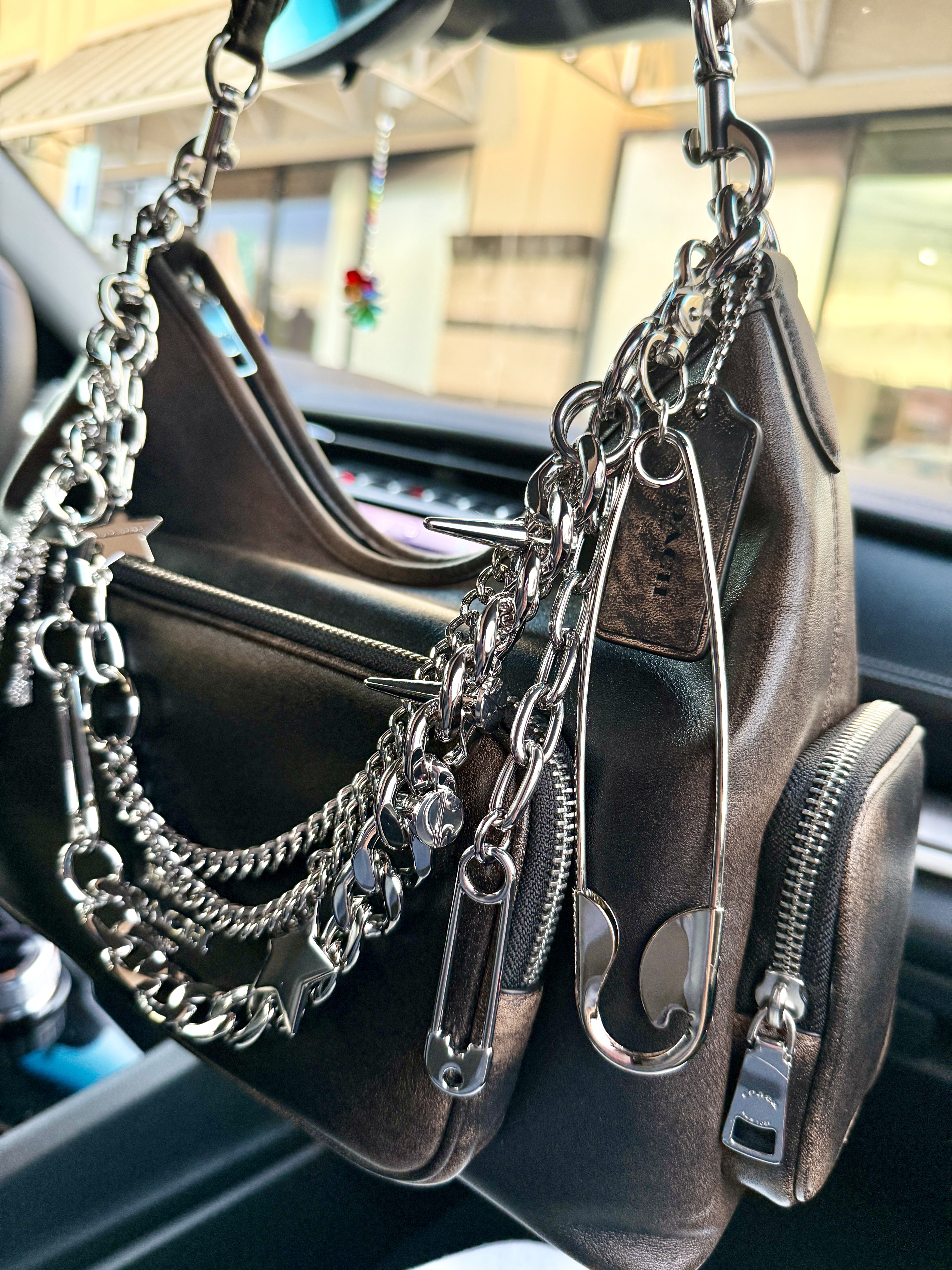 Laurel Shoulder Bag In Signature Canvas | COACH®