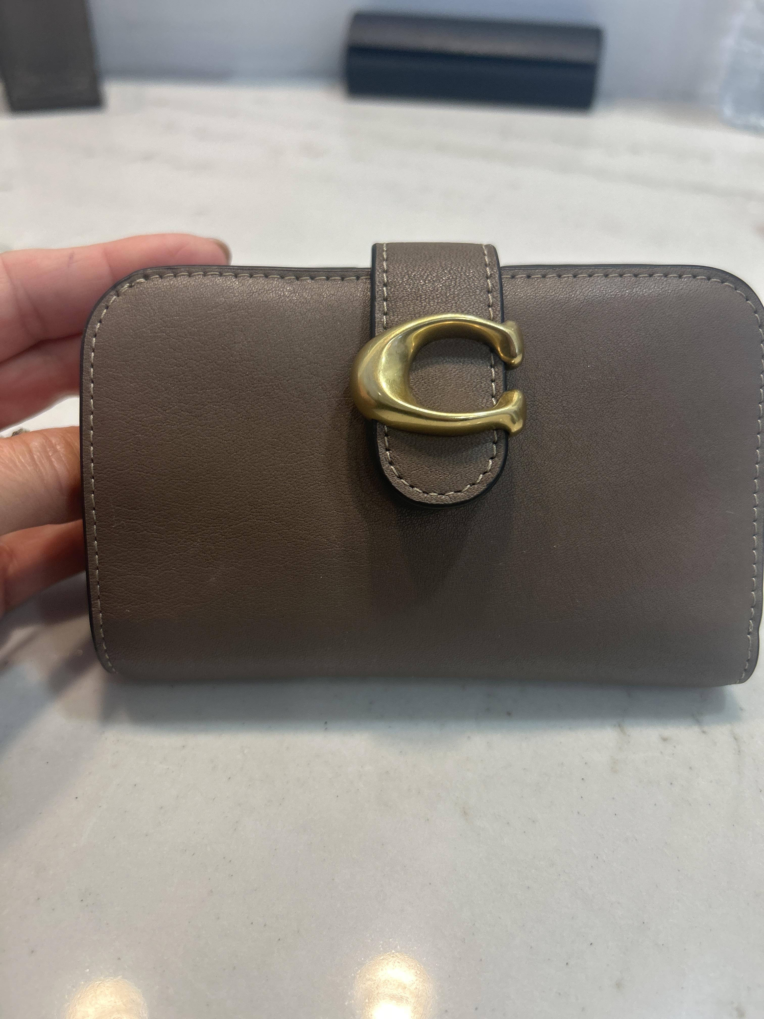 coach tabby wallet コーチ　財布 Coach Tabby Medium Wallet – ShopCGX