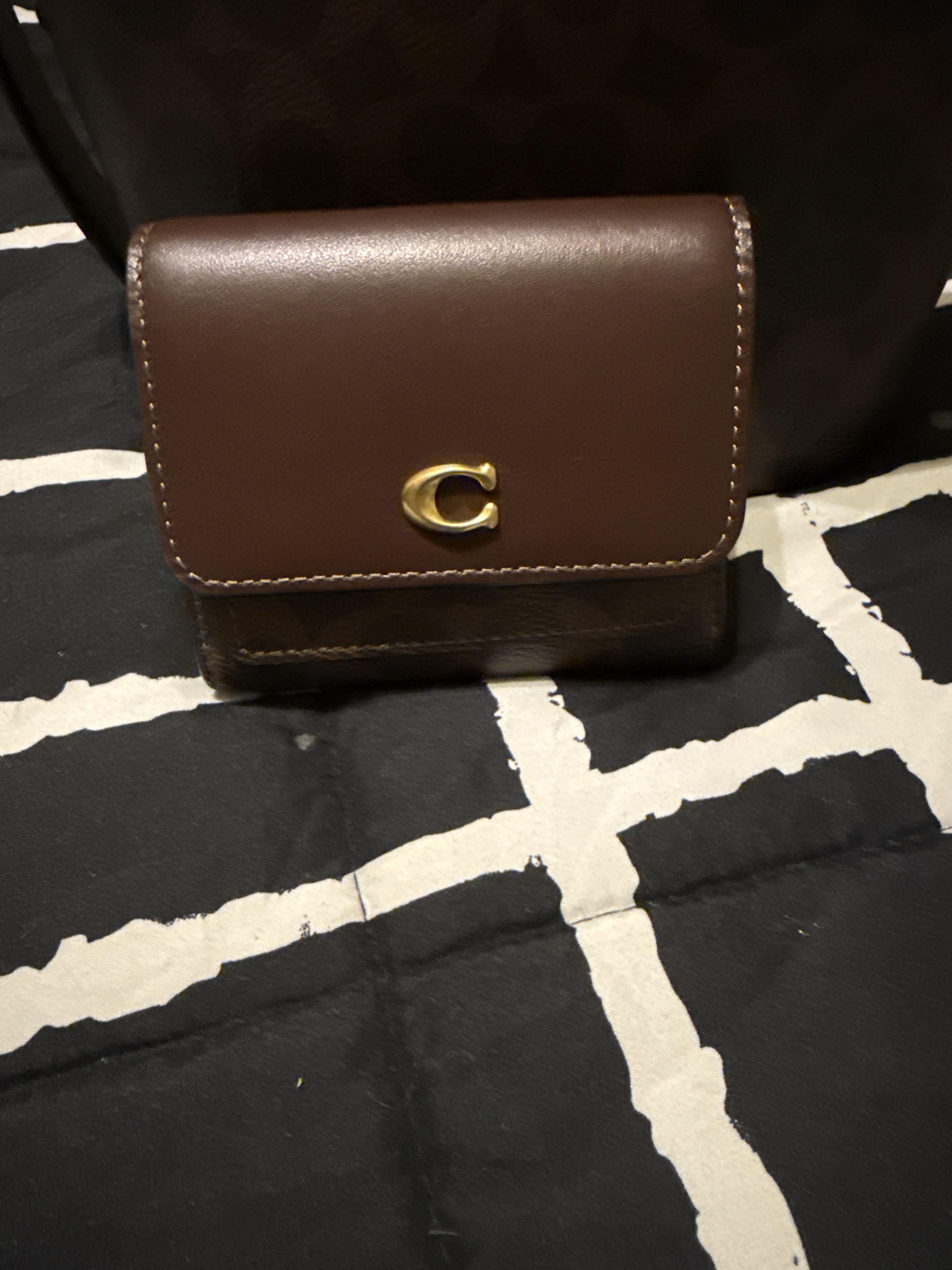 Mila Small Flap Wallet | COACH®