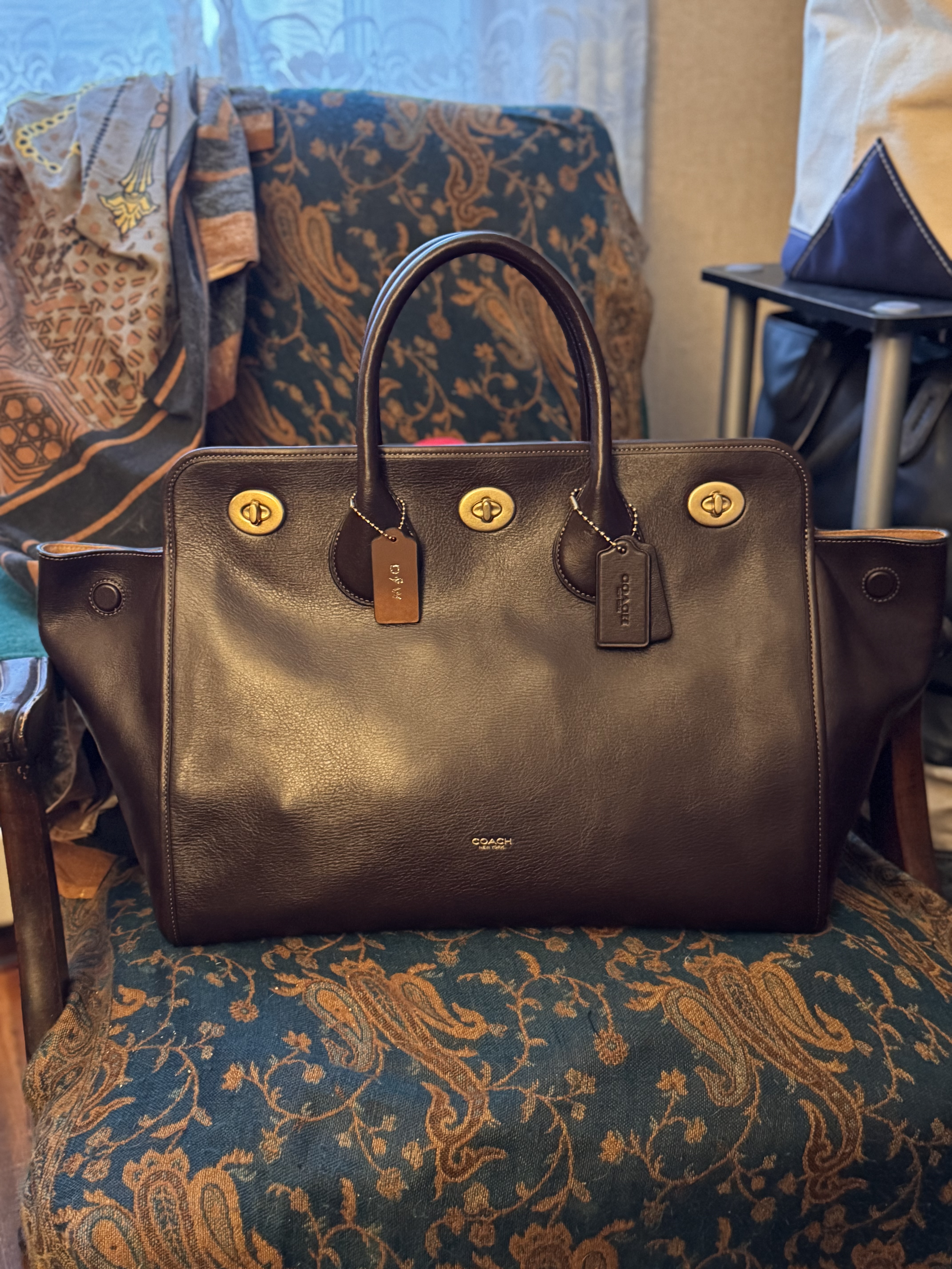 Buy Now Turnlock Tote Bag 40 | Bags | Coach | COACH®