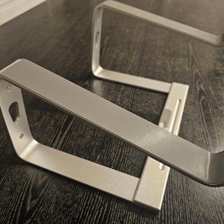 Staples TECH 11.2 x 10.2 Aluminum Laptop Stand, Silver