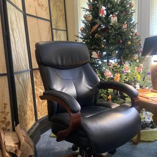 leecunhe様 La-Z-Boy® Kennedy Chair | McMasters Home Gallery