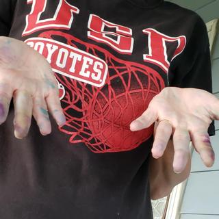 Dyed hands