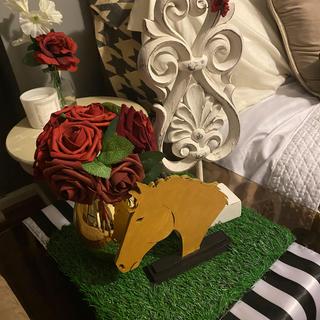 Derby theme vase