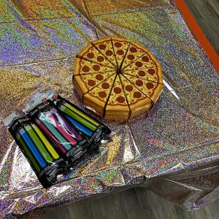 The pizza boxes!