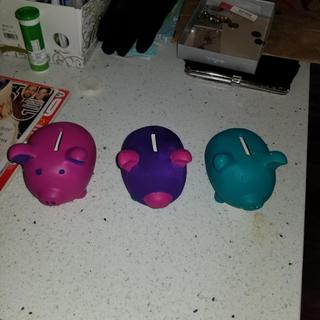 Three little piggies