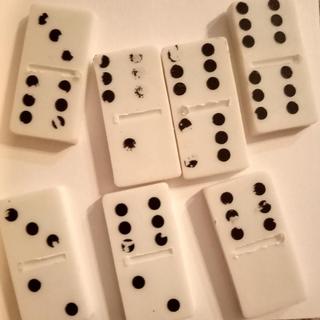 mini dominoes with poor quality