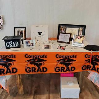 grad tablecloth