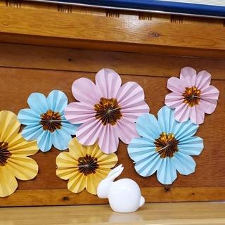Pastel Daisy Hangings Fans