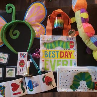 Here is everything I had inside, including what I put inside the pencil case.