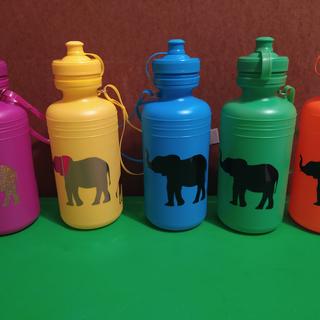 We are going to the zoo so added animals