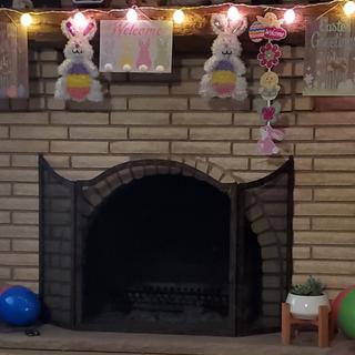 Fireplace mantel