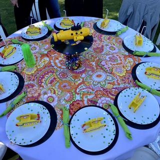 Yellow Submarine table setting