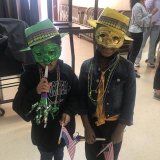 The hat, horn and beads