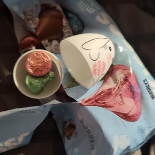 kisses