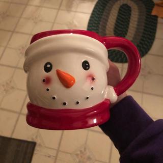 red snow man mug