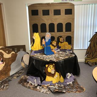 Daniel and the Hungry Lions