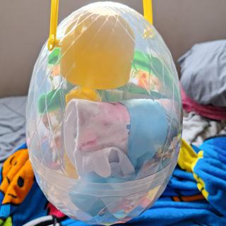 Great size to gift in!