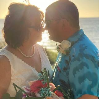 sunglass wedding