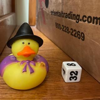 Regular size ducks (majority). Dice for scale.