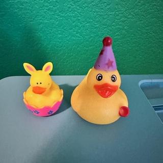 Tiny rubber duck