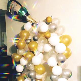 Champagne bubbles