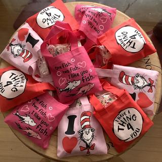 Valentine totes