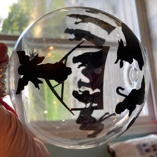 Floating nativity ornament