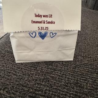 Labels for wedding favors