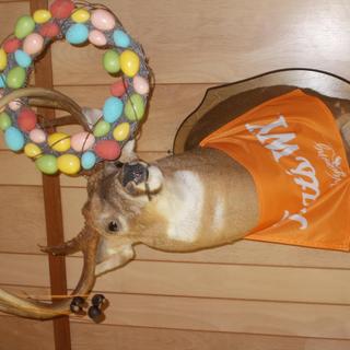 Luv this Easter egg wreath!