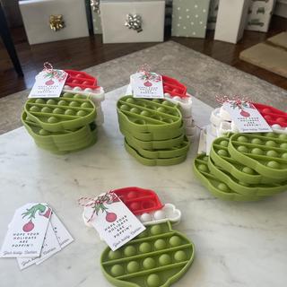 Pop it with custom gift tag