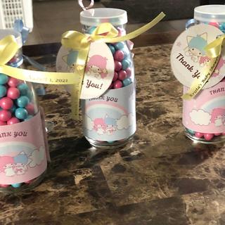 Baby shower favors