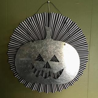 pumpkin door sign