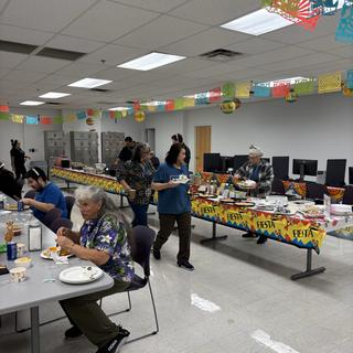 Pot Luck on Uno de Mayo