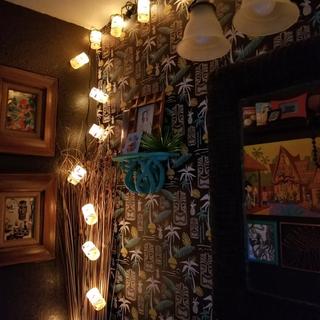 Tiki bathroom